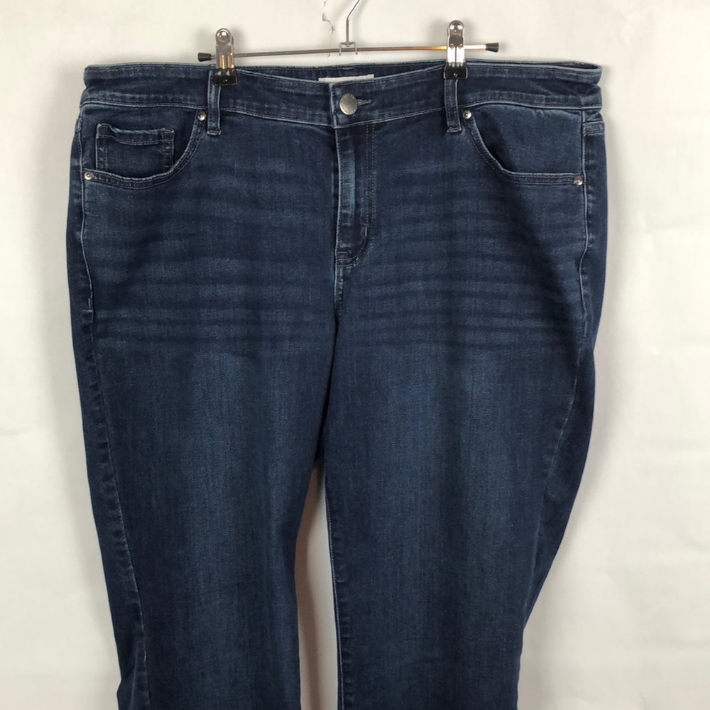 Lane Bryant Jeans Mid Rise Straight Flex Magic Waistband size 20